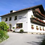 בית אירוח Gaestehaus Alpenblick *