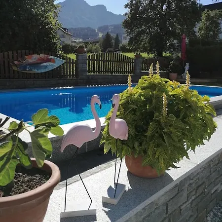 Gaestehaus Alpenblick Homestay *