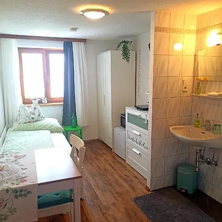 Gaestehaus Alpenblick Проживание в семье *