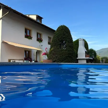 Gaestehaus Alpenblick Муттерс