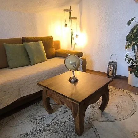 Gaestehaus Alpenblick בית אירוח מוטרס