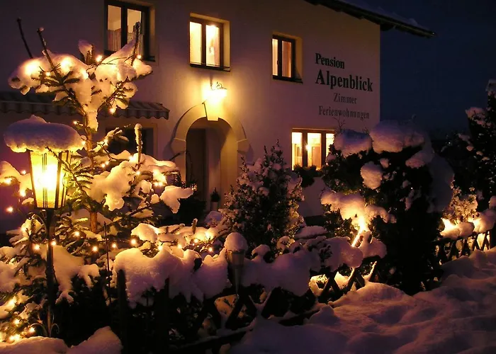 בית אירוח Gaestehaus Alpenblick מוטרס